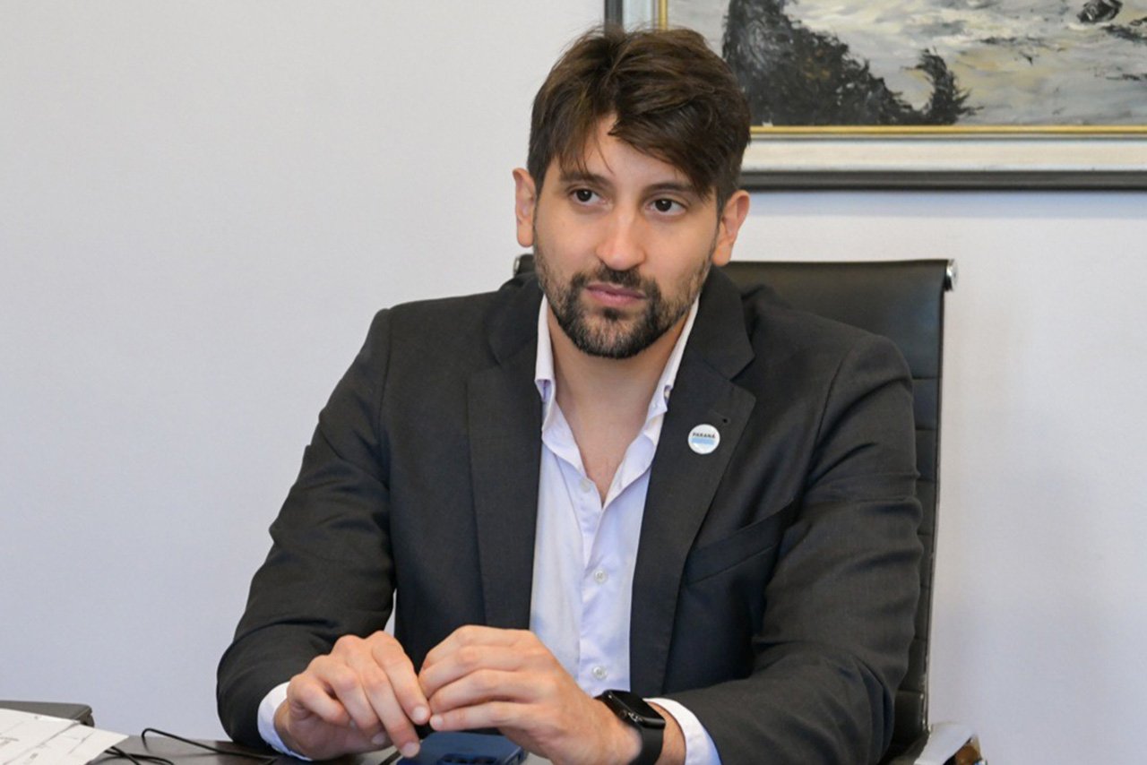 Paraná presentó un proyecto para implementar el Sistema de Tramitación Digital Inteligente